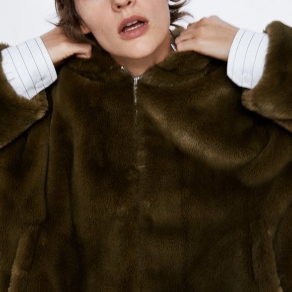 ZARA FAUX FUR JACKET - Picture 6 of 9
